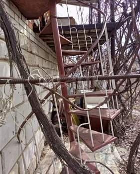 Дом 42м², 2-этажный, участок 6 сот.  