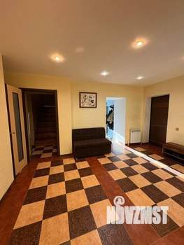 Дом 185м&sup2;, 2-этажный, участок 6 сот.  