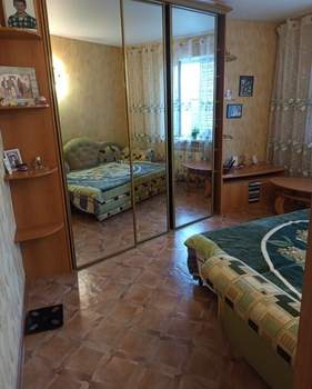Дом 200м², 2-этажный, участок 15 сот.  