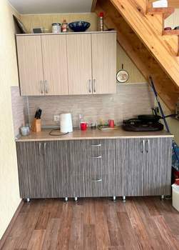 Дом 76м&sup2;, 2-этажный, участок 4 сот.  