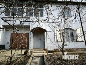 Дом 371м², 2-этажный, участок 6 сот.  