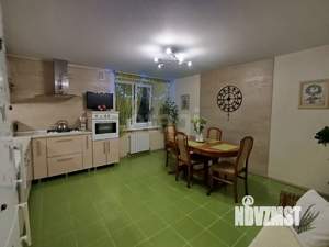 Дом 198м&sup2;, 2-этажный, участок 9 сот.  