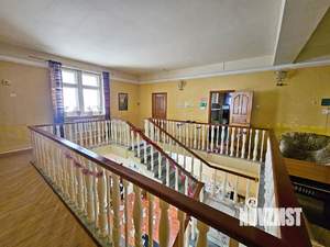 Дом 592м&sup2;, 2-этажный, участок 10 сот.  