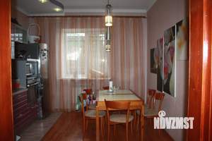 Дача 215м², 3-этажный, участок 2 сот.  