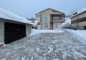 Дом 131м&sup2;, 2-этажный, участок 7 сот.  