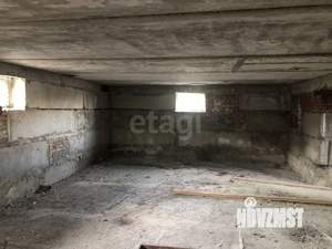 Дом 210м², 3-этажный, участок 10 сот.  