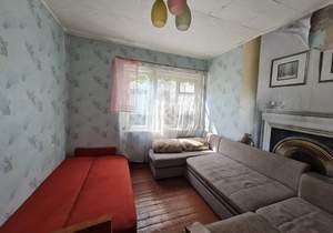 Дом 40м&sup2;, 2-этажный, участок 3 сот.  