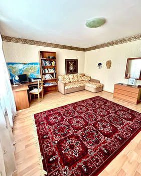 Дом 250м², 3-этажный, участок 10 сот.  
