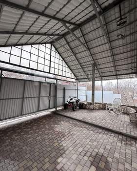 Дом 325м&sup2;, 3-этажный, участок 10 сот.  