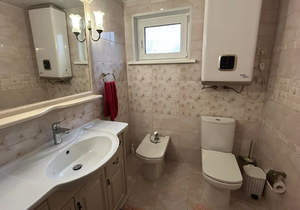 Дом 150м², 2-этажный, участок 10 сот.  