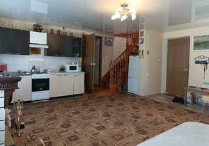 Дом 120м&sup2;, 2-этажный, участок 10 сот.  