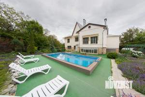 Коттедж 401м&sup2;, 2-этажный, участок 12 сот.  