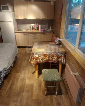 Дом 30м&sup2;, 2-этажный, участок 10 сот.  