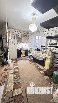 Дом 103м&sup2;, 2-этажный, участок 3 сот.  