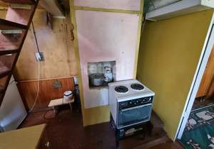 Дом 50м², 2-этажный, участок 6 сот.  