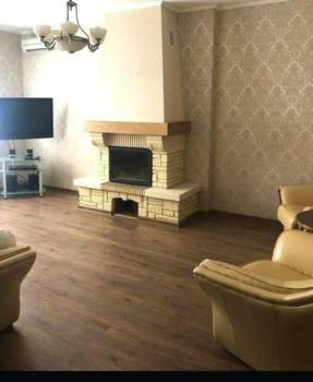 Дом 213м², 2-этажный, участок 7 сот.  