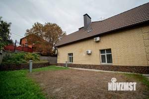 Коттедж 700м², 2-этажный, участок 12 сот.  