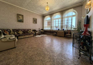 Дом 329м², 4-этажный, участок 5 сот.  