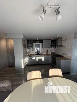 Дом 185м&sup2;, 2-этажный, участок 6 сот.  