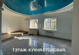 Дом 360м², 3-этажный, участок 6 сот.  