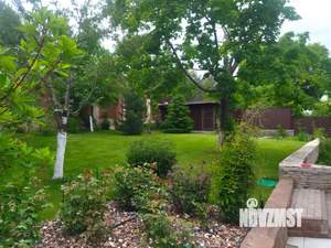 Коттедж 363м², 3-этажный, участок 11 сот.  