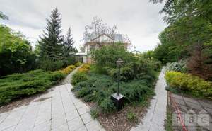 Дом 401м&sup2;, 2-этажный, участок 12 сот.  