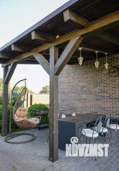 Коттедж 250м&sup2;, 2-этажный, участок 9 сот.  