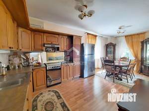 Дом 180м², 2-этажный, участок 8 сот.  