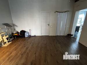 Коттедж 187м², 2-этажный, участок 10 сот.  
