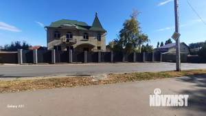 Коттедж 306м², 3-этажный, участок 3 сот.  