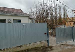 Дом 159м², 3-этажный, участок 4 сот.  