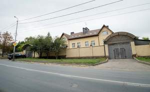 Дом 700м², 2-этажный, участок 12 сот.  