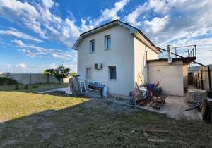 Дом 170м², 2-этажный, участок 9 сот.  