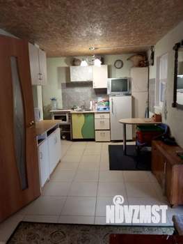 Дом 40м&sup2;, 2-этажный, участок 5 сот.  