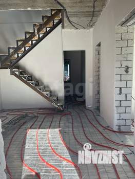 Дом 160м², 2-этажный, участок 6 сот.  