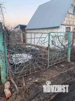 Дом 20м&sup2;, 2-этажный, участок 7 сот.  