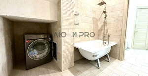 Дом 100м&sup2;, 2-этажный, участок 3 сот.  