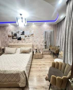 Дом 262м&sup2;, 4-этажный, участок 10 сот.  