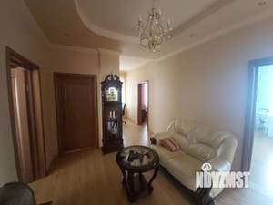 Коттедж 492м², 4-этажный, участок 10 сот.  