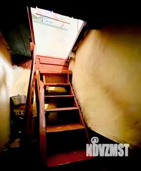 Дом 80м&sup2;, 2-этажный, участок 5 сот.  