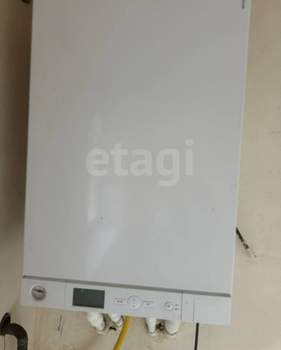 Дом 270м&sup2;, 2-этажный, участок 9 сот.  