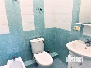 Дом 163м&sup2;, 2-этажный, участок 3 сот.  