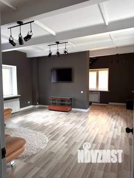 Коттедж 250м&sup2;, 3-этажный, участок 9 сот.  