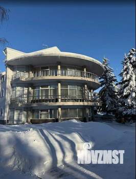 Коттедж 521м&sup2;, 3-этажный, участок 20 сот.  