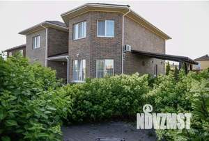 Коттедж 250м&sup2;, 2-этажный, участок 9 сот.  