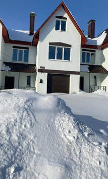 Дом 166м&sup2;, 3-этажный, участок 2 сот.  