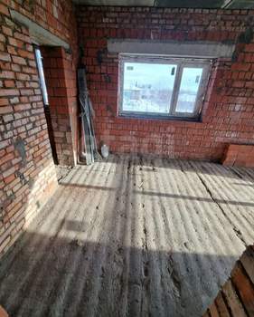 Дом 205м&sup2;, 3-этажный, участок 12 сот.  