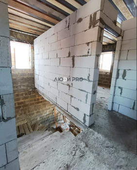 Дом 216м&sup2;, 2-этажный, участок 7 сот.  