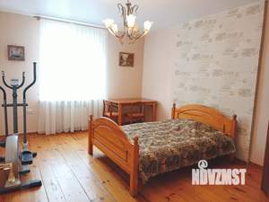Дом 228м², 2-этажный, участок 3 сот.  