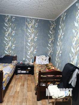 Дом 168м&sup2;, 2-этажный, участок 5 сот.  